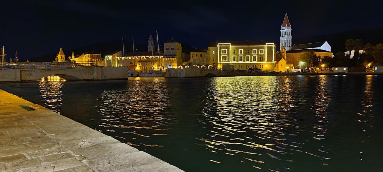 Penthouse Apartman Marcelina In Trogir Buitenkant foto